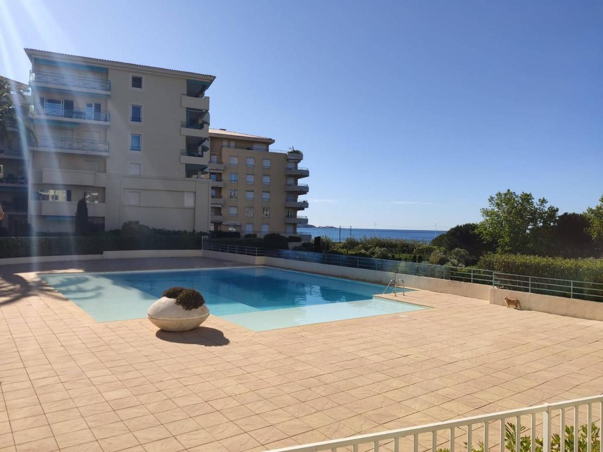 Les Pins, 2 Pièces, 4 Personnes - Fr-1-252-158 * Juan-les-Pins
